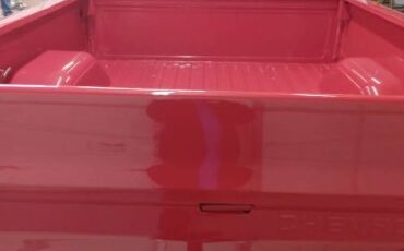 Chevrolet-Truck-1982-Red-Black-11