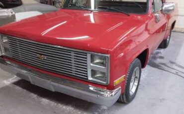 Chevrolet-Truck-1982-Red-Black-9