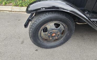 Chevrolet-Utility-1932-15
