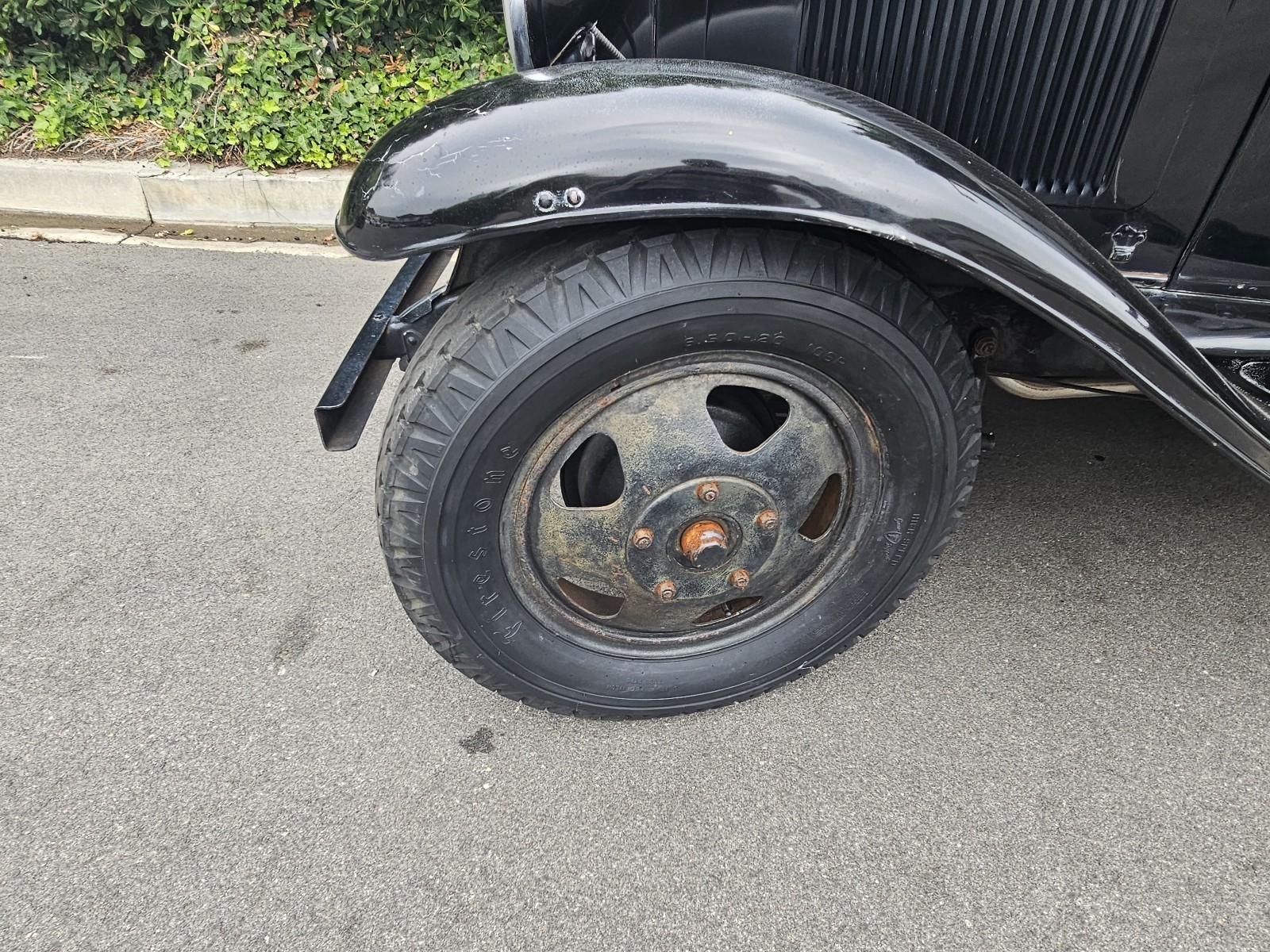 Chevrolet-Utility-1932-15