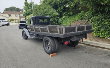 Chevrolet-Utility-1932-2
