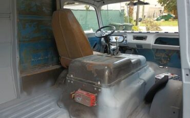 Chevrolet-Van-1968-2