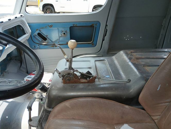 Chevrolet-Van-1968-3