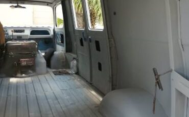 Chevrolet-Van-1968-4