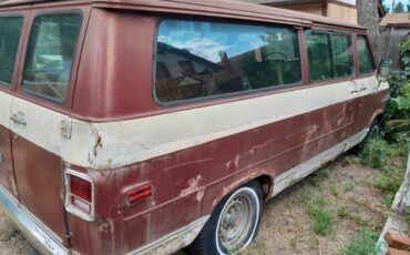 Chevrolet-Van-1977-brown