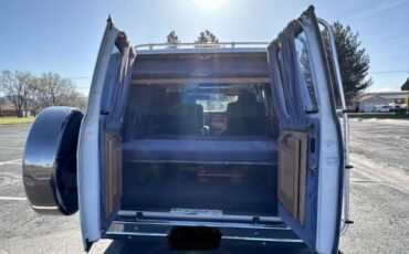 Chevrolet-Van-1988-White-Blue-14
