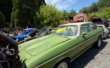 Chevrolet-Vega-1975-Coupe
