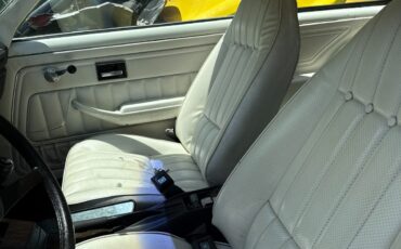Chevrolet-Vega-1975-Coupe-5