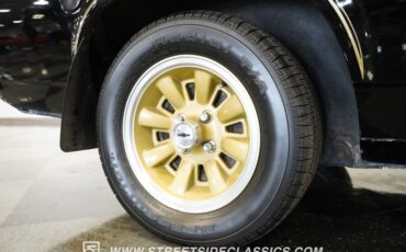 Chevrolet-Vega-1976-Black-Black-11