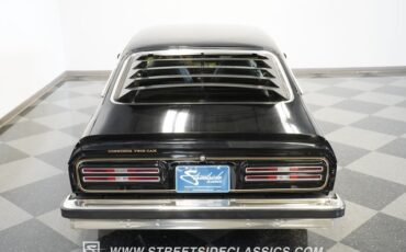Chevrolet-Vega-1976-Black-Black-19
