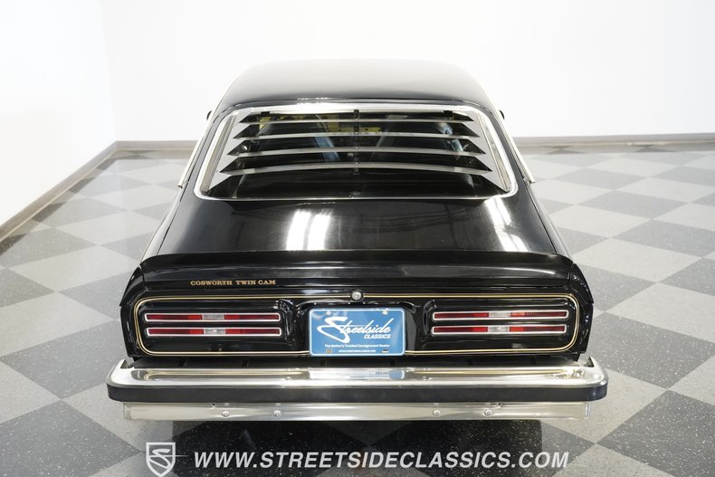 Chevrolet-Vega-1976-Black-Black-19