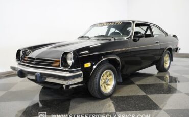 Chevrolet-Vega-1976-Black-Black-24