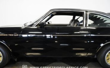 Chevrolet-Vega-1976-Black-Black-30