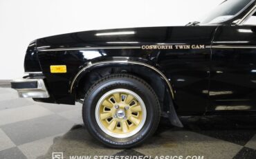 Chevrolet-Vega-1976-Black-Black-31
