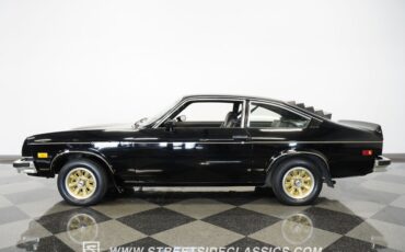 Chevrolet-Vega-1976-Black-Black
