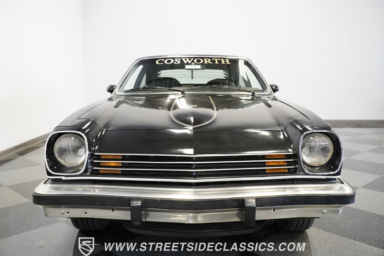 Chevrolet-Vega-1976-Black-Black-49