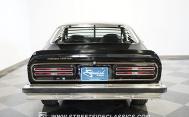 Chevrolet-Vega-1976-Black-Black-5