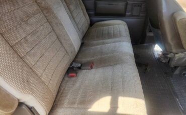 Chevrolet-astro-van-1995-brown-6