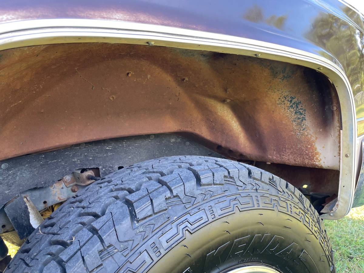 Chevrolet-blazer-12-ton-nominal-1988-brown-11
