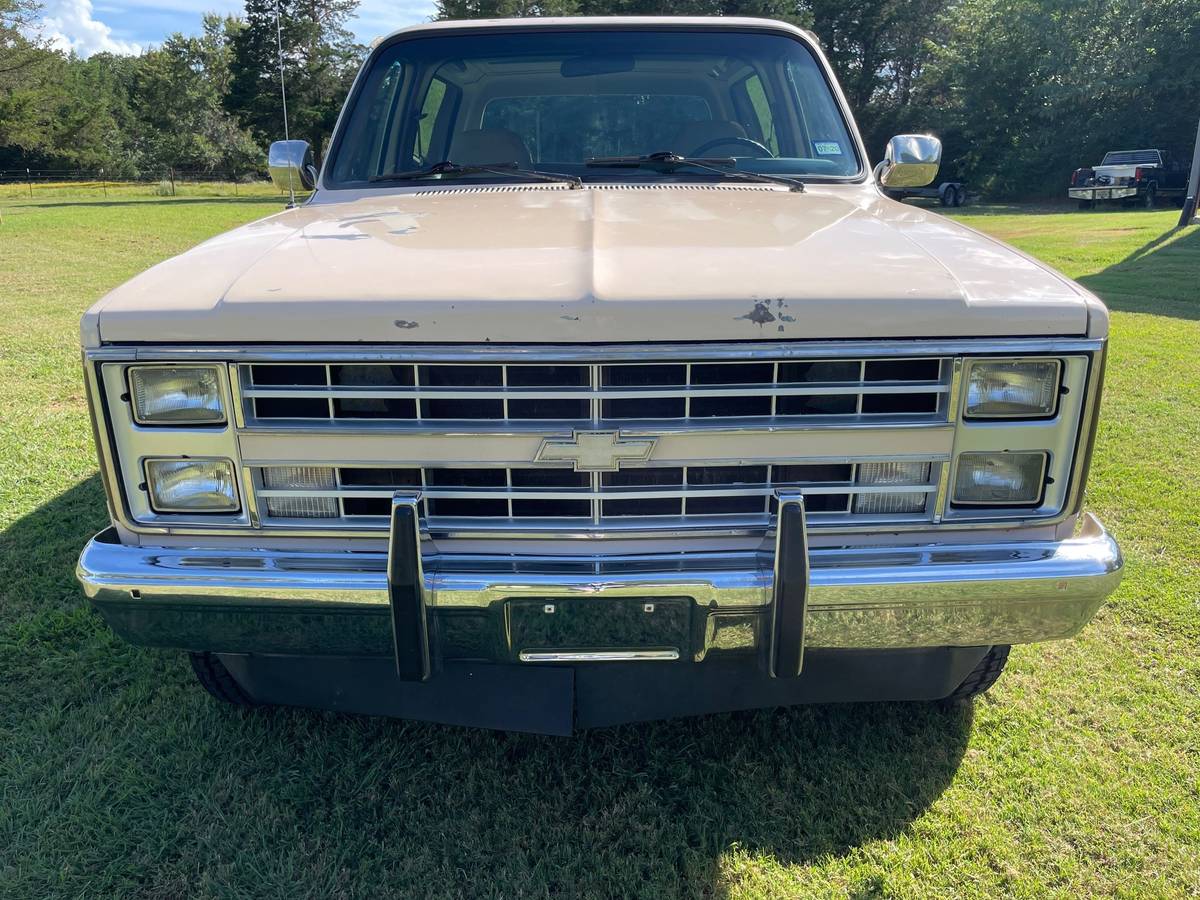 Chevrolet-blazer-12-ton-nominal-1988-brown-5
