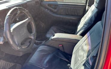 Chevrolet-blazer-s10-1995-red-4