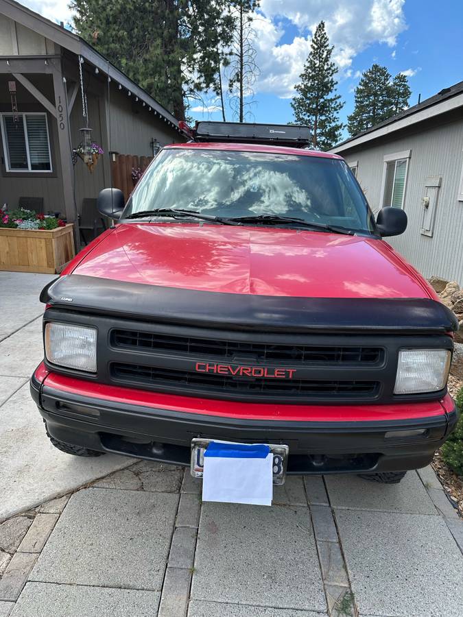 Chevrolet-blazer-s10-1995-red-8