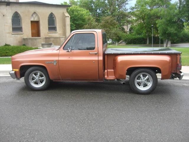 Chevrolet-c-10-1981-custom