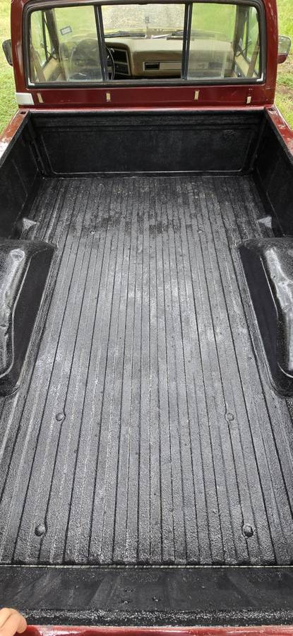 Chevrolet-c10-1984-5