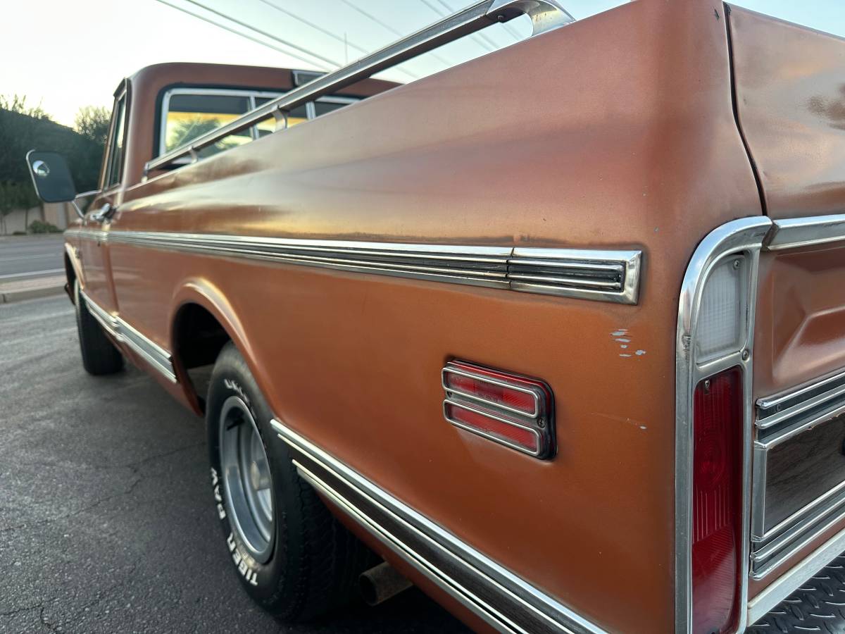 Chevrolet-c10-cheyenne-super-1972-11