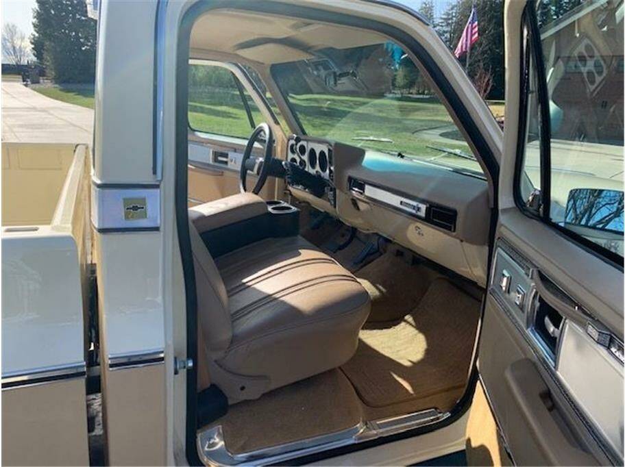 Chevrolet-c10-pickup-1978-19