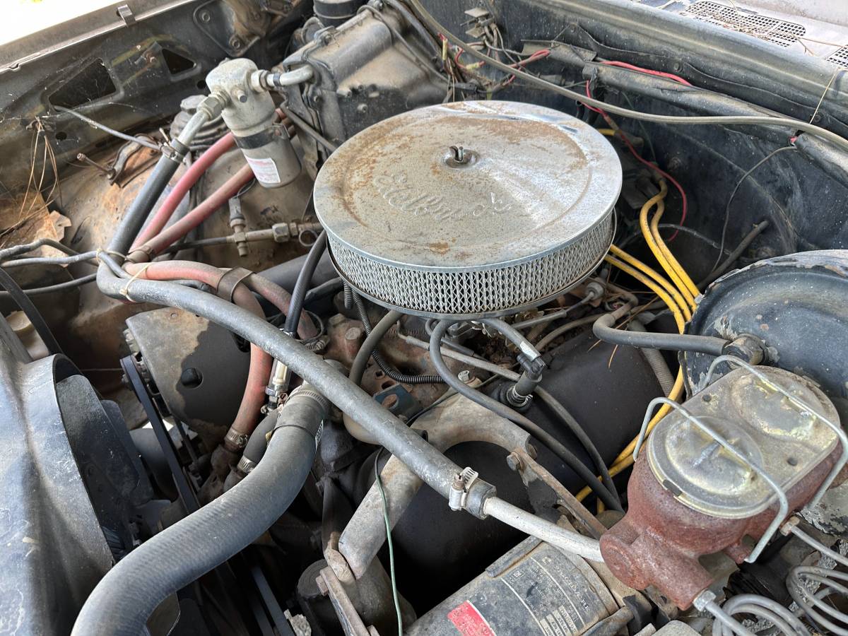 Chevrolet-c30-1973-17