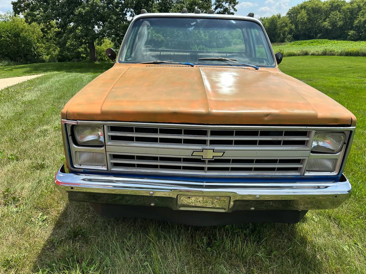 Chevrolet-c30-1982-5