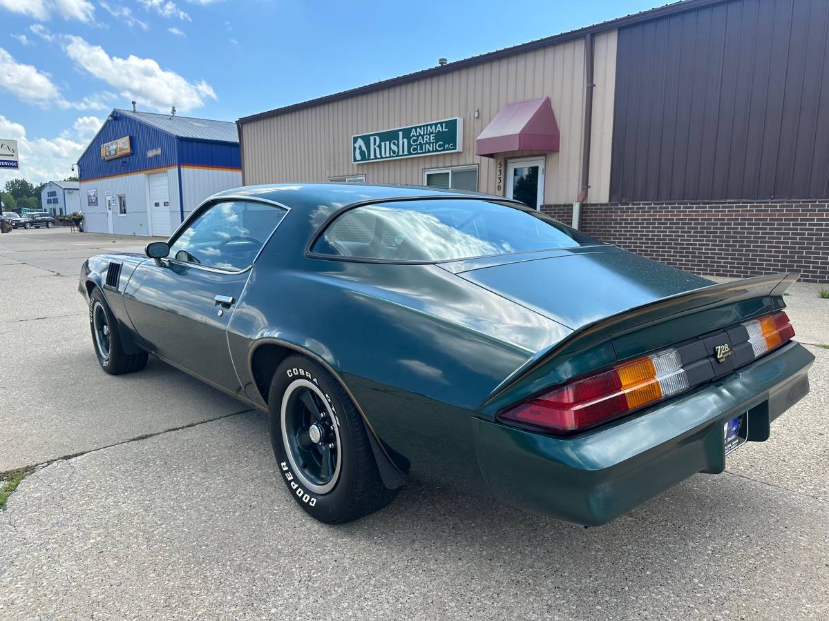 Chevrolet-camaro-1978-2