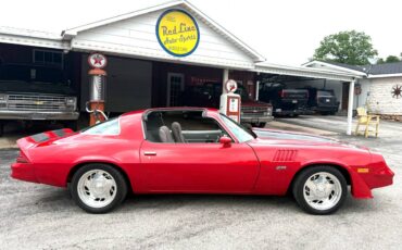 Chevrolet-camaro-1979-red-3