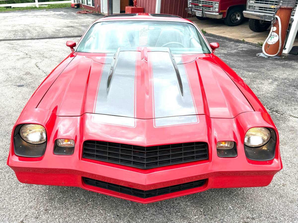 Chevrolet-camaro-1979-red-6