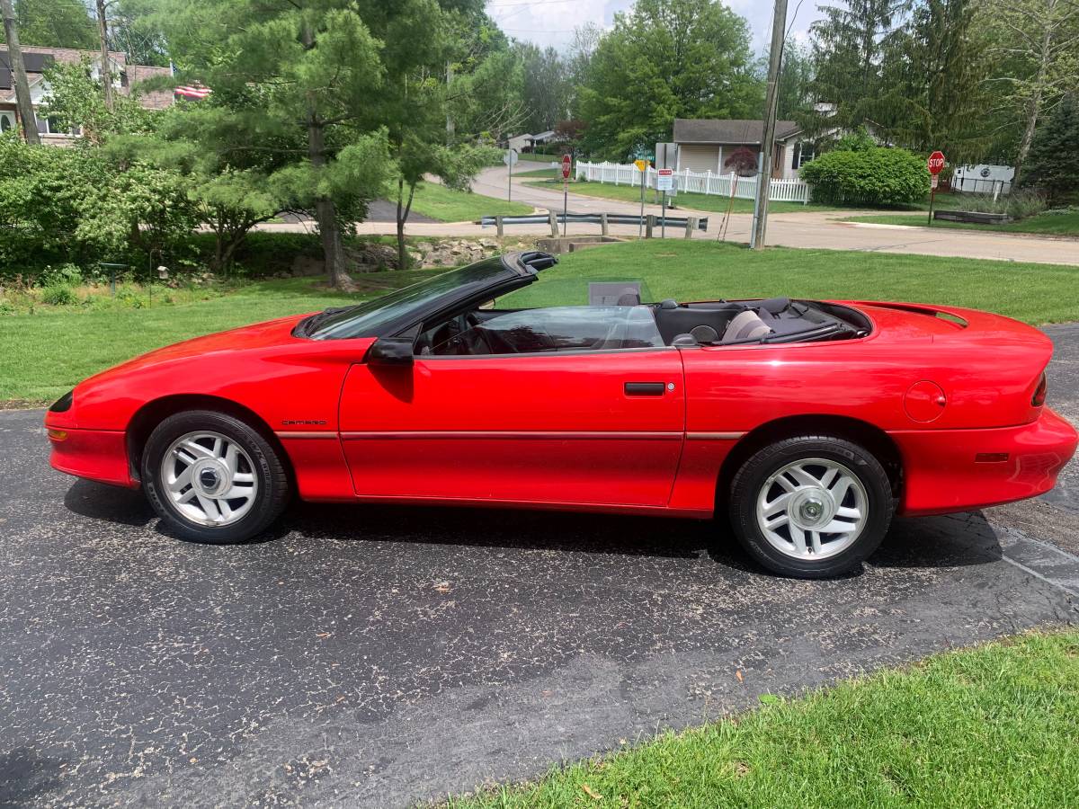 Chevrolet-camaro-1994-red-1