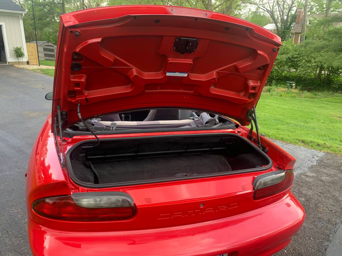 Chevrolet-camaro-1994-red-5