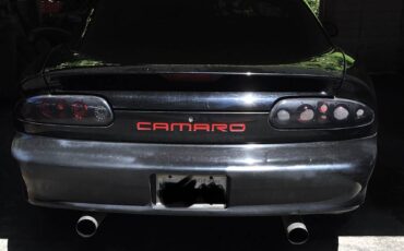 Chevrolet-camaro-1995-black