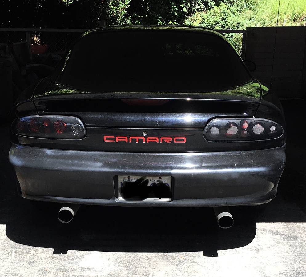 Chevrolet-camaro-1995-black