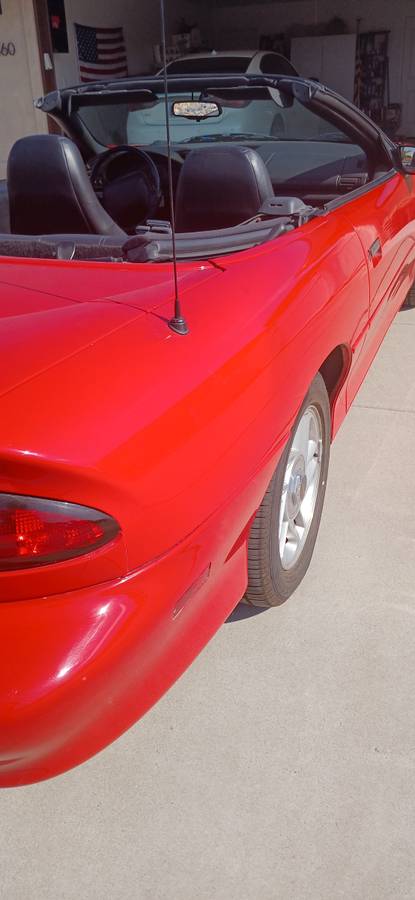 Chevrolet-camaro-sport-coupe-amp-convertible-1994-red-2
