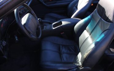 Chevrolet-camaro-sport-coupe-amp-convertible-1995-red-11