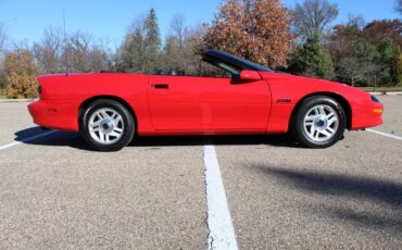 Chevrolet-camaro-sport-coupe-amp-convertible-1995-red-2