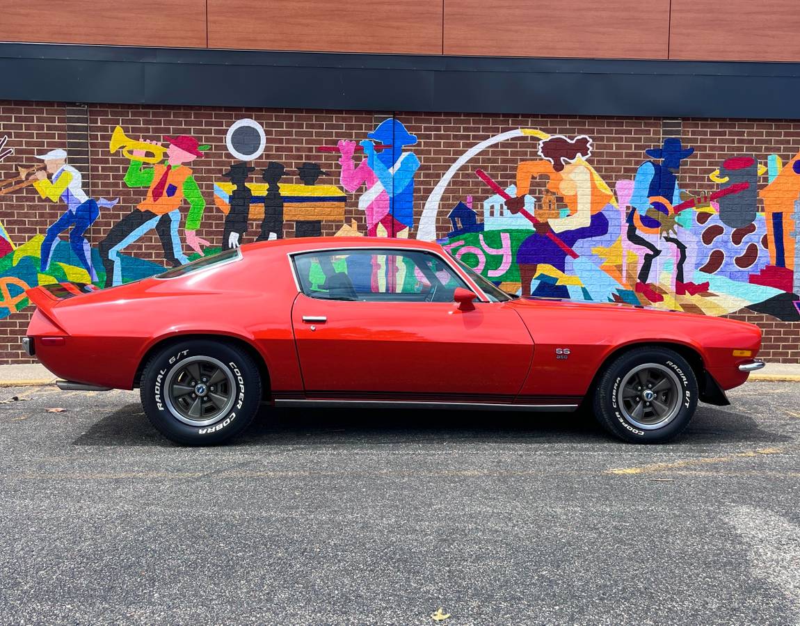 Chevrolet-camaro-ss-1972-orange-12