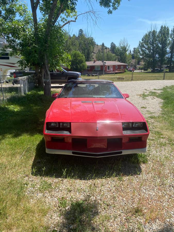Chevrolet-camero-1984-red-1