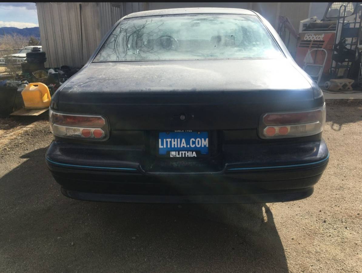 Chevrolet-caprice-1991-black-15