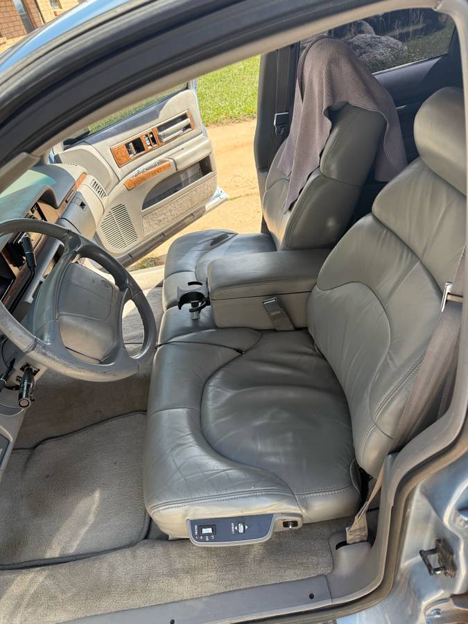 Chevrolet-caprice-classic-1993-blue-12
