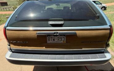Chevrolet-caprice-classic-1993-blue-2