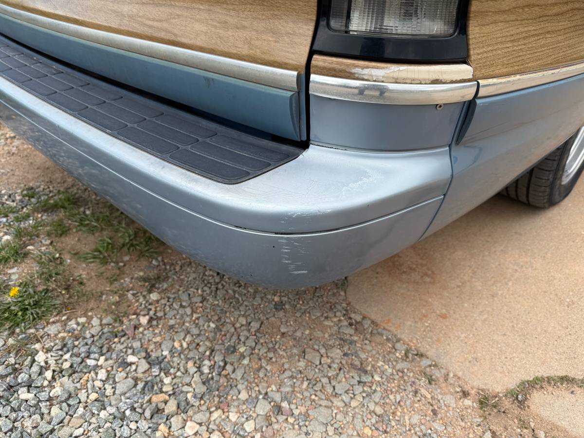 Chevrolet-caprice-classic-1993-blue-5