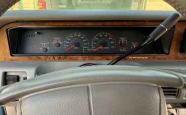 Chevrolet-caprice-classic-1993-blue-9