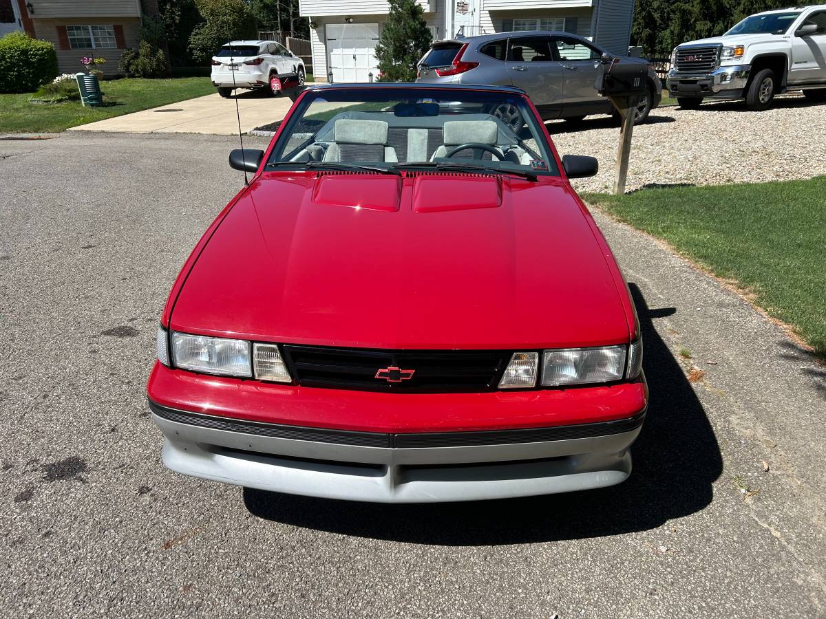 Chevrolet-cavalier-z24-1988-red